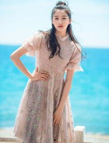 关晓彤的爆料视频,幕后花絮大曝光，带你走进明星真实生活